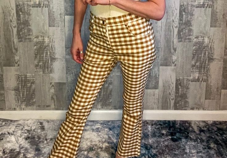 Combination of Style and Comfort - Checkered Pants Checkered Pants, Pretty Babe, Skirt Jumpsuit, Feel Pretty, Last Call, Dressed Down, White Tshirt, White T, Trend Setter