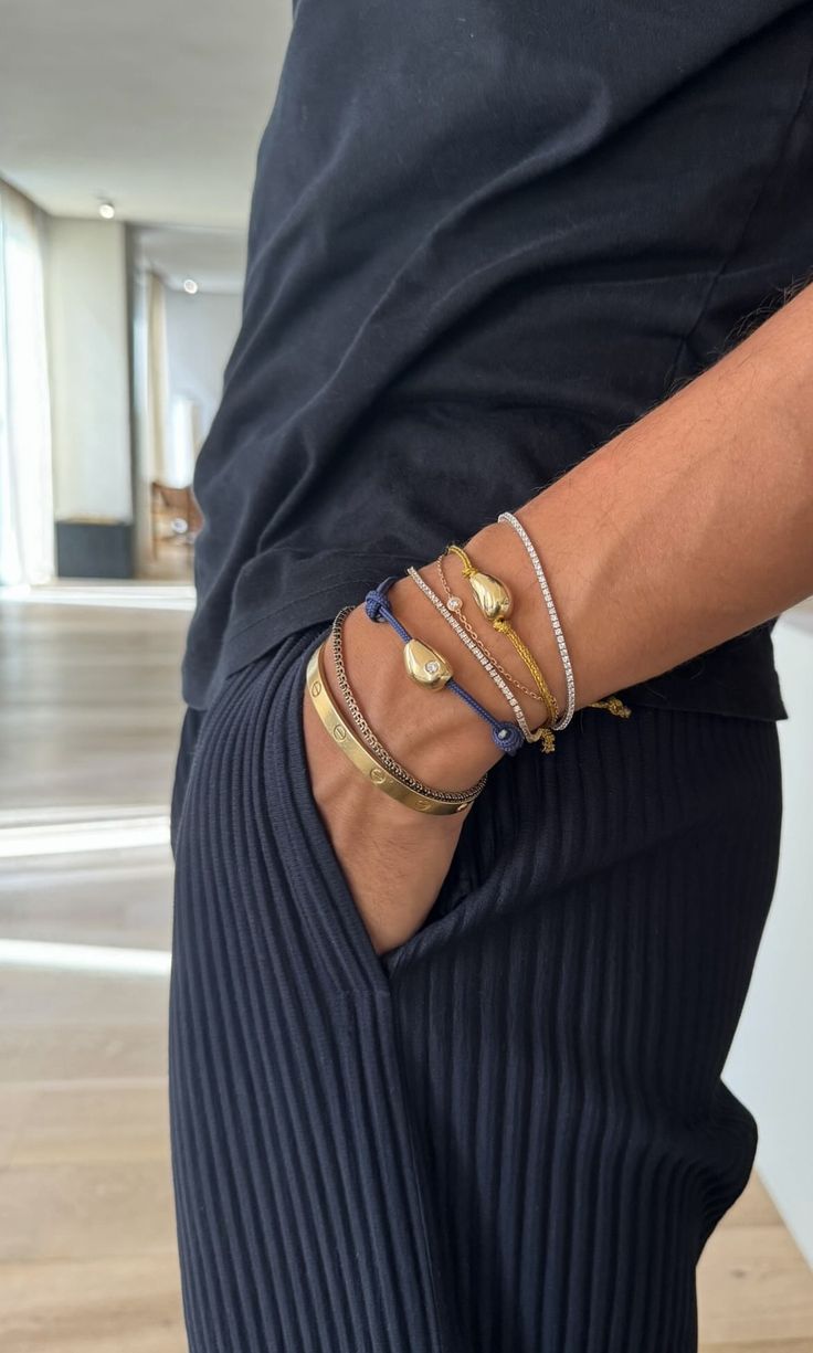 Men Stacked Bracelets, Men Handmade Bracelet, Mens Aesthetic Accessories, Mens Simple Jewelry, Men Style Accessories, Men’s Accessories 2024, Gold Jewelry Fashion Men, Men Ring Stack, Mens Bracelet Aesthetic