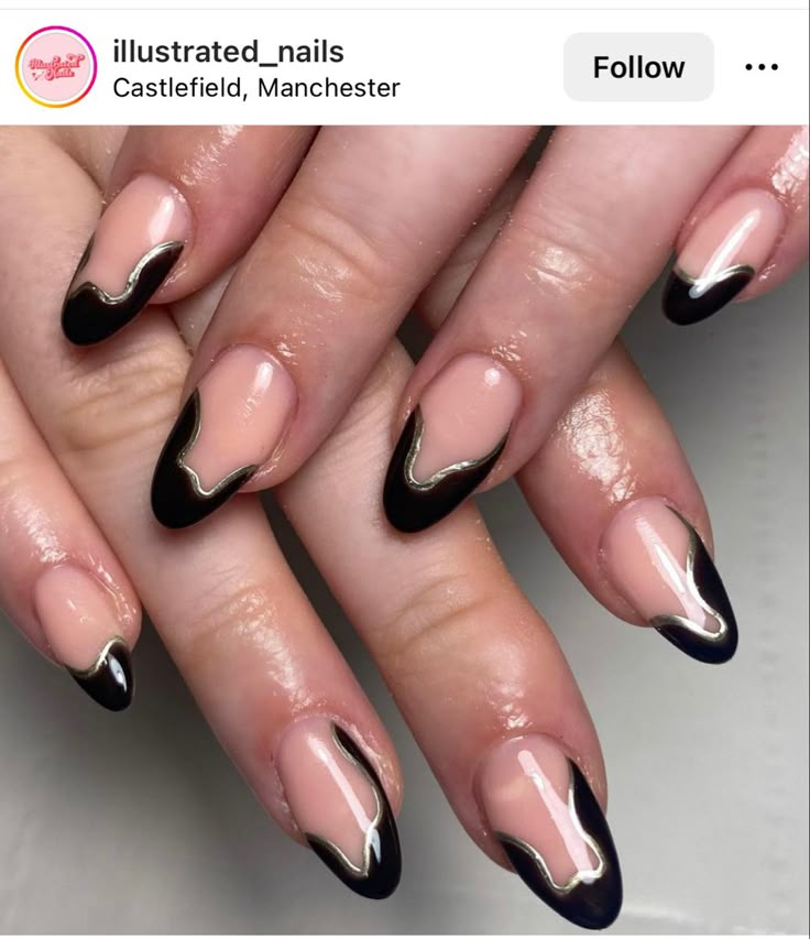 Dark Chrome French Tip Nails, Black Nails Chrome Tips, Black Chrome Nails French Tip, Black French Tip Chrome Nails, Halloween Nails Chrome, Black Chrome French Tip Nails, Chrome And Black Nails, Black And Chrome Nails, Chrome Nails Black