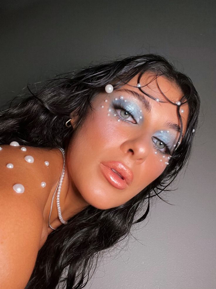 Mermaid Makeup Euphoria Makeup Halloween Makeup Shark Makeup Halloween, Euphoria Makeup Halloween, Scales Makeup, Shark Makeup, Ocean Moodboard, Bubble Costume, Mermaid Makeup Halloween, Makeup Euphoria, Euphoria Makeup