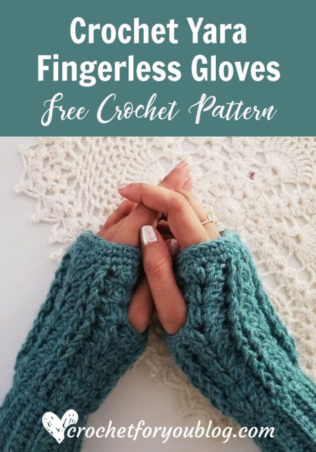 crochet yarn fingerless gloves with text that reads, free crochet pattern