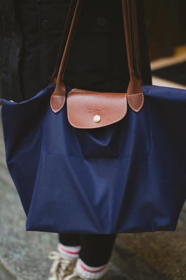 Classic navy Longchamp- a staple for every girl's closet Longchamp Purse, Longchamp Le Pliage Large, Longchamp Tote, Longchamp Bag, Longchamp Handbags, Longchamp Bags, Designer Purses, Classic Backpack, Best Bags