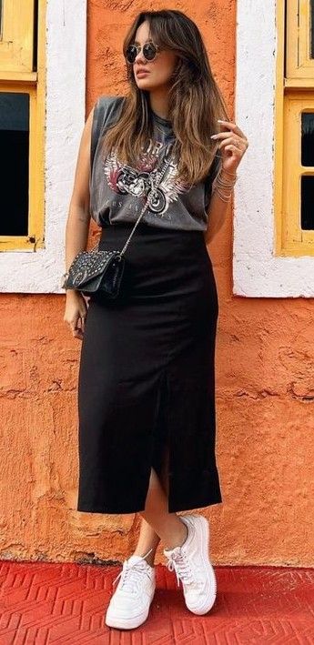 Black Pencil Skirt Outfit Summer, Long Skirt And Sneakers Outfit, Long Black Skirt Outfit Casual, Dress Trending, Tan Outfit, Jae Suk, Art Cute, Fashion Illustrator, Instagram Model