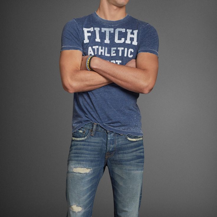 Mens Beckhorn Trail Tee | Mens Graphic Tees | Abercrombie.com LOVE IT Abercrombie Models, Mens Fashion Country, Abercrombie Men, Mens Fashion Casual Shoes, Mens Fashion Photography, Hipster Shirts, Mens Fashion Jeans, Mens Fashion Week