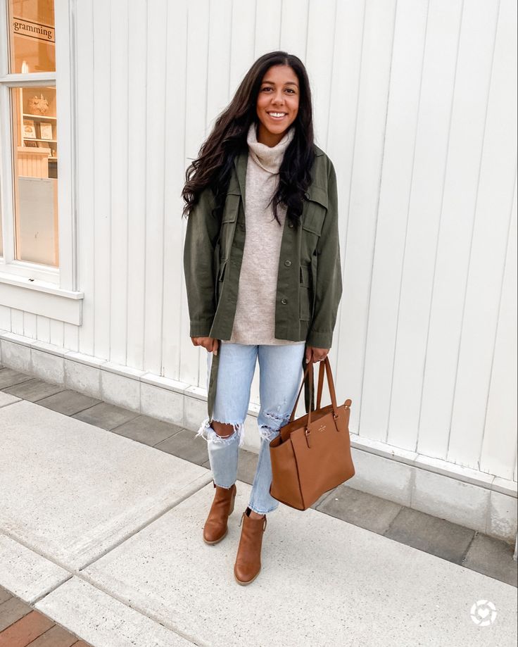 Womens fall outfit! Tan turtleneck sweater with ripped jeans #momjeansoutfit #turtlenecksweater #womens #womensfashiontrends #longhairstyles #targetstyle #targetfinds #anklebootsoutfit #katespadehandbags #styleinspiration #ootdfashion #ootd #fallootd #layered #outfitideas Tan Turtleneck Sweater Outfit, Tan Turtleneck Outfits, Tan Sweater Outfit, Turtleneck Sweater Outfit, Tan Turtleneck, Mom Jeans Outfit, What To Wear Today, Tan Sweater, Sweater Outfit