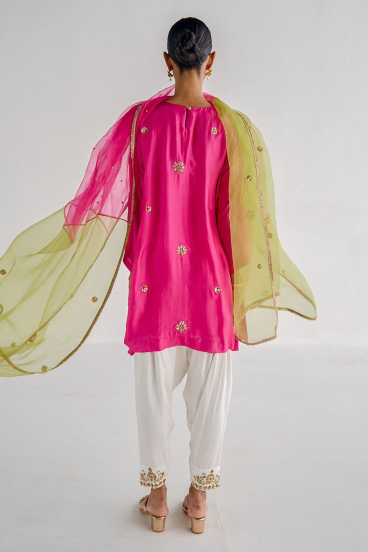 Pink kurta with floral zardosi, sequin embroidery. Paired with salwar and two tone organza dupatta.
Components: 3
Pattern: Embroidered
Type Of Work: Zardosi
Neckline: Round
Sleeve Type: Flared
Fabric: Silk, Cotton satin, Organza, Lining: Shantoon
Color: Pink
Other Details: 
Border detailing
Side slits
Embroidered two tone sheer dupatta
Occasion: Puja - Aza Fashions Sheer Dupatta, Pink Kurta, Kurta Set For Women, Sequin Embroidery, Organza Dupatta, Sequins Embroidery, Fashion App, Fabric Silk, Kurta Set