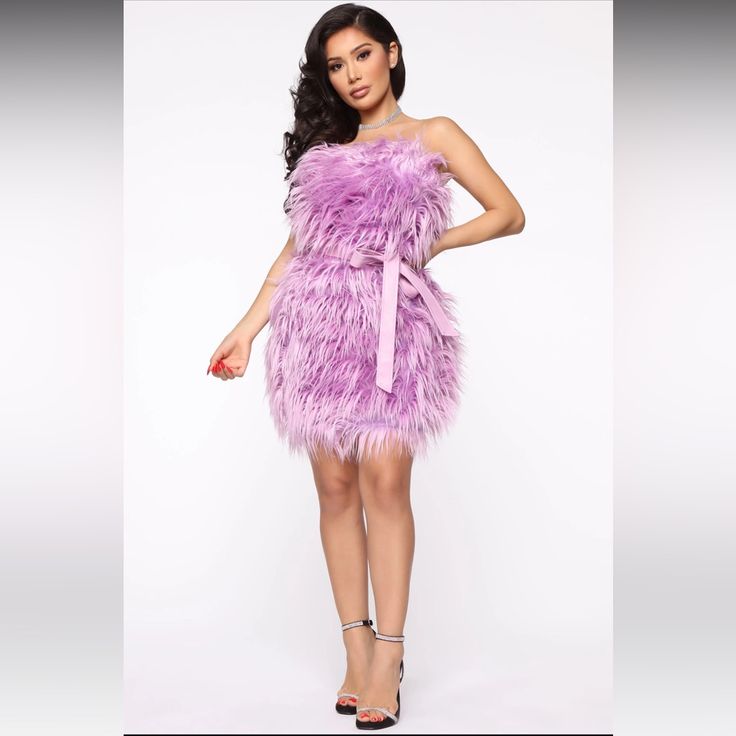 Nwot! Such A Chic Feather Dress . Perfect For A Birthday Party Or Other Special Occasion. Purple Feathered Party Dress, Purple Feathered Dress For Evening, Party Dresses With Feathers, Feathered Party Dress For Party Season, Mini Dress With Feathers For Party Season, Party Season Mini Dress With Feathers, Flirty Mini Dress With Feathers, Flirty Feathered Cocktail Dress, Sleeveless Party Mini Dress With Feather Trim