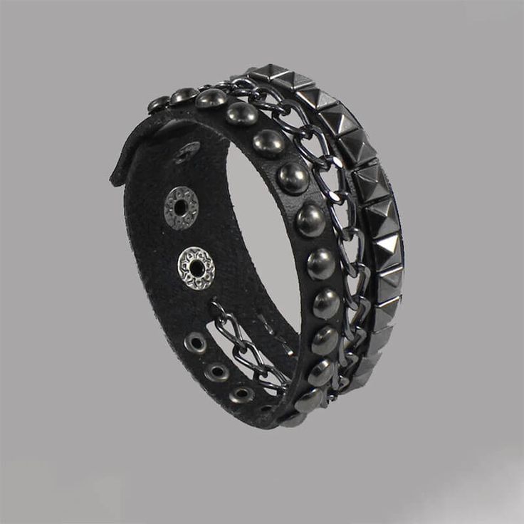 Material: PU AlloyWeight: 20gCircumstance: 22cmWidth: 3cm Goth Aesthetic, Grunge Punk, Dark Fashion, Accessories Bracelets, Bangle Bracelets, Bangles, Fashion Accessories, Bracelet, Black