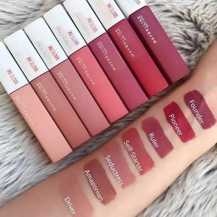 Maquillage On Fleek, Maybelline Lipstick, Lipstick For Fair Skin, Lipstick Kit, Makeup Accesories, Maybelline Makeup, Makeup Help, Eye Makeup Steps, Lipstick Swatches