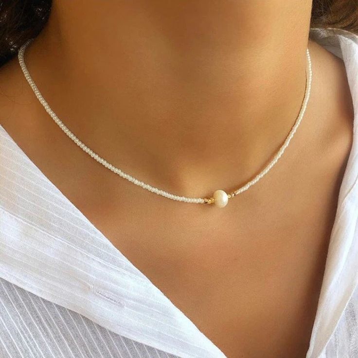 Calypso Pearl Necklace – matonaturals Fresh Pearl Necklace, Kalung Choker, Simple Pearl Necklace, Natural Pearl Necklace, Beautiful Pearl Necklace, Minimal Necklace, Pearl Choker Necklace, Pearl Charms, Timeless Accessories