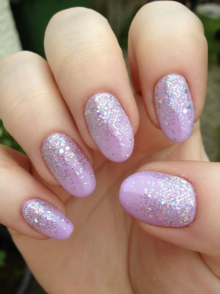 Lavender Nails With Sparkle, Bridal Nails Lavender, Lilac Silver Nails, Lilac And Pink Nails, Lavender Sparkle Nails, Lilac And Silver Nails, Purple Wedding Nails For Bride, Lavender Nails With Glitter, Lilac Glitter Nails