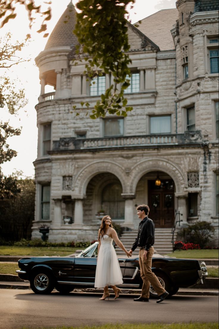 Landscape photo with vintage Ford Mustang on St James Court in the fall time, engagement photos for save the date invitations to announce wedding. St James Court Louisville, Engagement Photos Louisville Ky, Engagement Picture Locations, City Engagement Pictures, Photoshoot Locations, Wedding Vision, City Engagement, Engagement Pics, Engagement Ideas