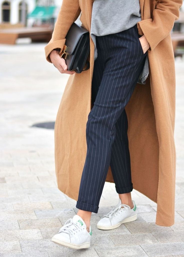 Blue Striped Pants Outfit, Stripped Pants Outfit, Pinstripe Pants Outfit, Navy Blue Pants Outfit, Striped Pants Outfit, Navy Pants Outfit, Blue Pants Outfit, Stripe Pants Outfit, Pants Outfit Work