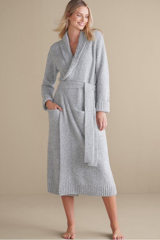 Once you slip on this supremely plush robe, you'll never want to get dressed. It's so cozy and inviting, truly the softest we've ever created. Evoking the feel of a luxurious spa day at home, it's also one of the season's best gifts. Pockets, self-belt. Cashmere Robe, Dream Closet Design, Plush Robe, Bath Robes For Women, Luxurious Spa, Lounge Robes, Spa Day At Home, Suede Fashion, Women's Robe