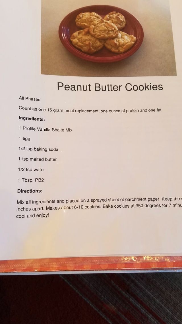 a recipe for peanut butter cookies is shown on a menu board with information about the ingredients