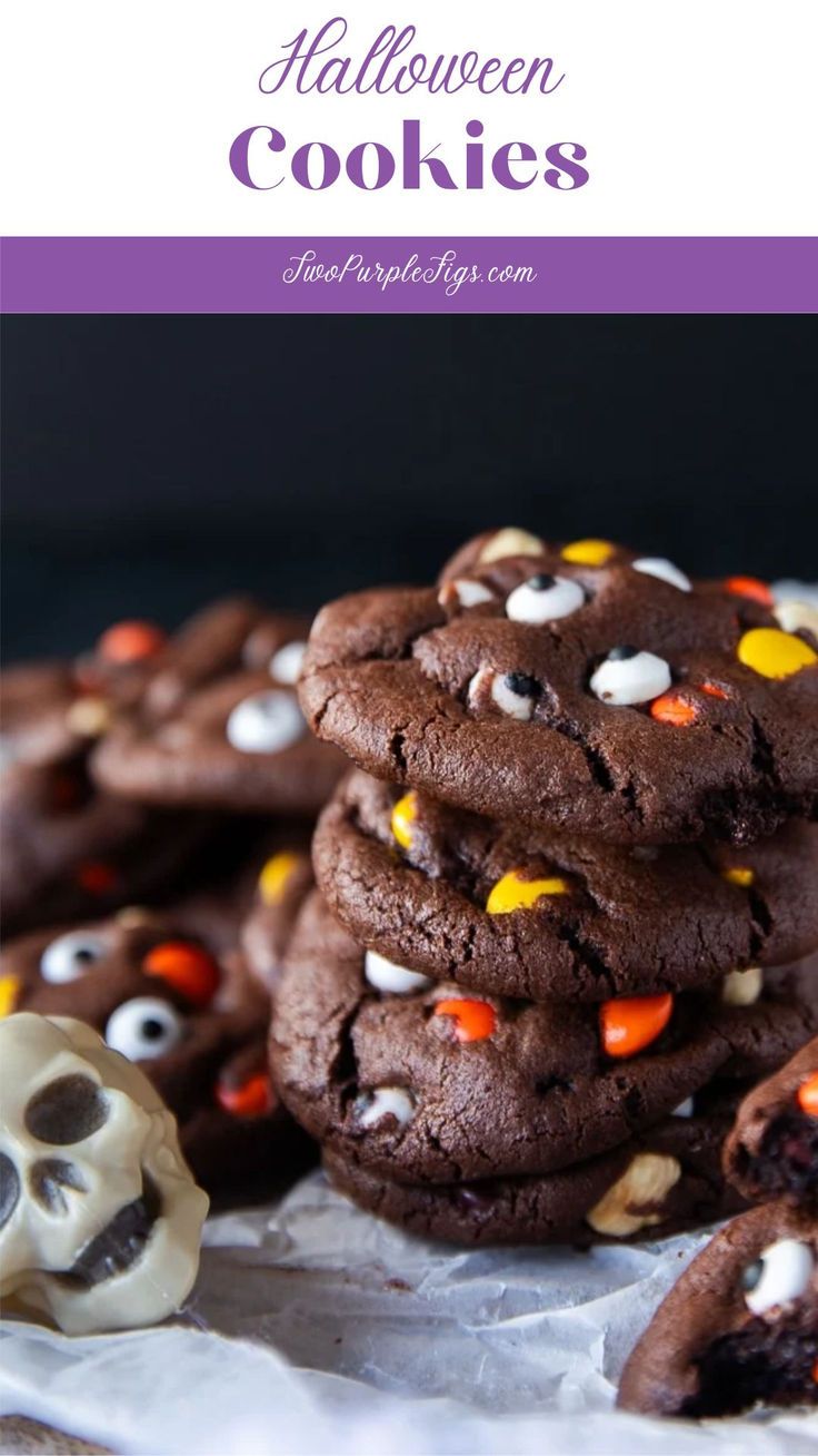 Halloween Cookies Reese's Pieces Cookies, Spooky Birthday, Reese's Pieces, Chewy Chocolate Cookies, Candy Eyeballs, Dark Chocolate Cookies, Frozen Cookie Dough, Halloween Treats Easy, Frozen Cookies