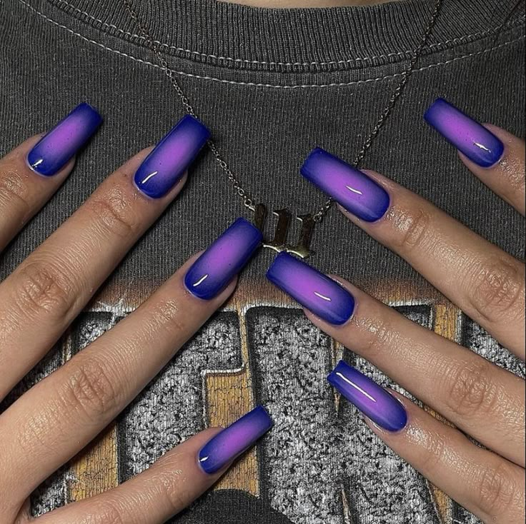 Purple Leopard Nails, Ora Nails, Edgy Nail Art, Dark Purple Nails, Aura Nails, Purple Acrylic Nails, Aesthetic Lockscreens, Airbrush Nails, Purple Nail Designs