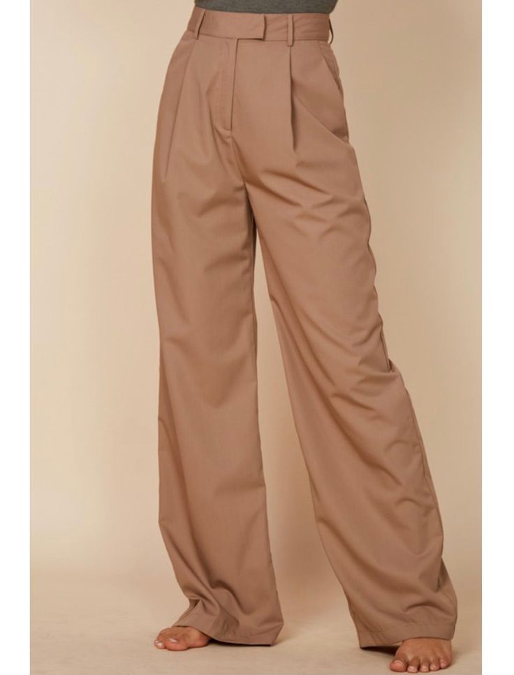 High waisted long pants Chic Full-length Bottoms With Relaxed Fit, Chic Parachute Pants For Fall, Spring Full-length Parachute Pants, Fitted Wide Leg Parachute Pants For Fall, Fall Fitted Wide Leg Parachute Pants, Fall Fitted Wide-leg Parachute Pants, Chic High-waisted Relaxed Fit Parachute Pants, Chic High-waisted Cargo Pants For Day Out, Chic Brown Cotton Bottoms