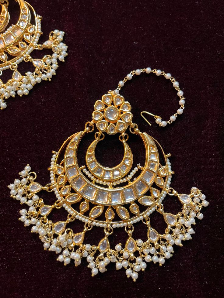 The most beautiful jhumka bali pair ever! This is a statement piece for those who want to shine bright! This pair of jhumka bali is such a great addition to anyone who love traditional heavy jhumkay. It's guaranteed to stand out and give you the bold traditional look you desire! Warning: this jhumka pair might just steal your heart! Kundan Jhumka, To Shine, Pakistani Dresses, Shine Bright, Statement Pieces, Jewelry Earrings Dangle, Bali, Statement Necklace, Most Beautiful