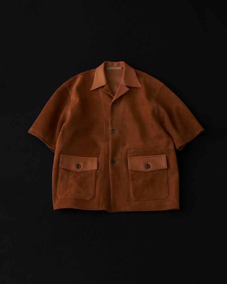 The short-sleeved blouson is made of the softest and finest deerskin usually used for gloves. The design is a cross between a 1940s British hunting jacket and the collar of an Italian tailored jacket of the same period. Vintage Outerwear With Pockets And Short Sleeves, Classic Short Sleeve Single Breasted Outerwear, British Hunting, Hunting Jacket, Leather Dye, Hunting Jackets, Deer Skin, Leather Cleaning, Tailored Jacket