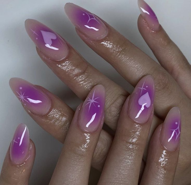 Purple Nail Simple, Aura Nails Purple And Pink, Cute Almond Nails Purple, Y2k Nails Short Purple, Purple Aurora Nails, Heart Aura Nails, Purple And Chrome Nails, Purple Nail Aesthetic, Aura Nail Designs Almond