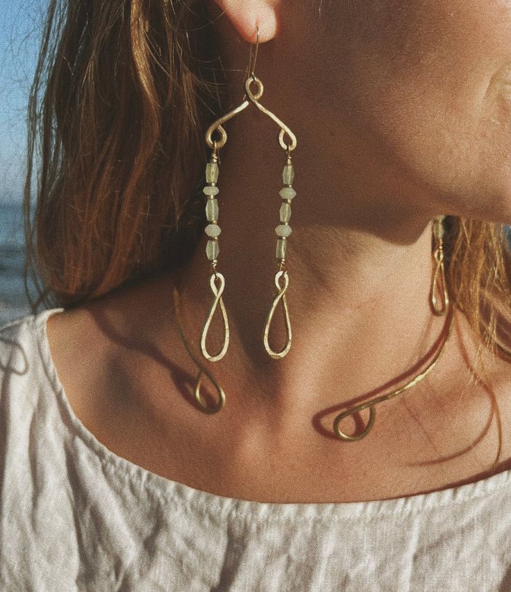 Handmade Brass, Gift Jewelry, Jewelry Ideas, Earrings Handmade, The Ocean, Statement Earrings, Jade, Mermaid, Wardrobe