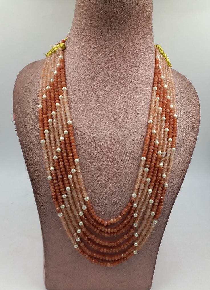 whatsapp 8209360878 Pearl And Jade Necklace, Modern Pearl Necklace Design, Beads Haram, Modern Pearl Necklace, Unique Gold Jewelry Designs, Necklace With Pearls, Gold Jewels Design, Sabyasachi Jewellery, Beaded Jewelry Necklaces