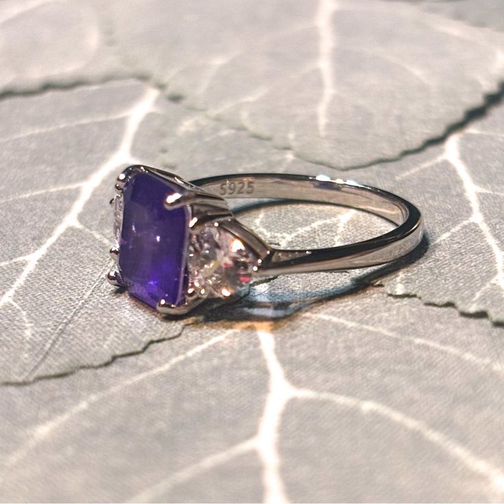 Sterling Silver 925, Size 5.5 Purple Sterling Silver Crystal Ring For Anniversary, Fine Jewelry Amethyst Ring In Sterling Silver, Sterling Silver Birthstone Ring With Accent Stones, Purple Amethyst Sterling Silver Ring, Fine Sterling Silver Amethyst Ring, Fine Jewelry Silver Amethyst Ring With Accent Stones, Sterling Silver Amethyst Ring With Gemstone Accents For Anniversary, Silver Amethyst Ring With Accent Stones, Silver Amethyst Birthstone Ring With Gemstone Accents