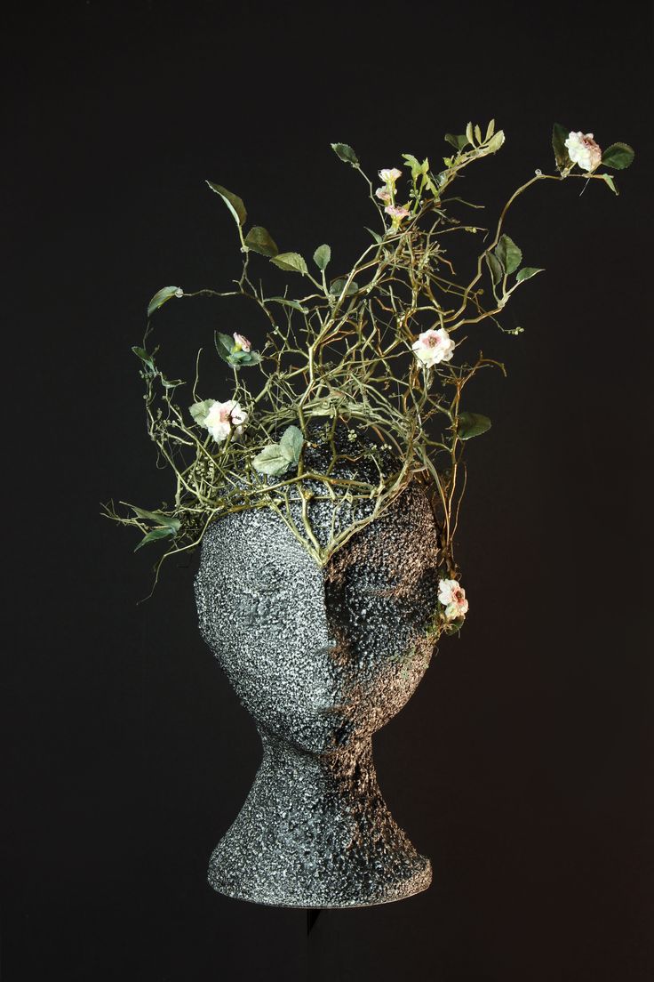 Dryad Headgear - front by Marius Els Woodland Fairy Queen Costume, Mother Nature Headpiece, Twig Headpiece, Tree Headpiece, Nature Headpiece, Faerie Crown, Woodland Headpiece, Dryad Costume, Twig Crown