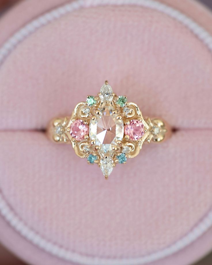 Pretty Engagement Rings, Cute Engagement Rings, Future Engagement Rings, Dream Engagement Rings, Puffy Heart, Jewelry Lookbook, Fancy Jewelry, Cute Rings, Pretty Rings