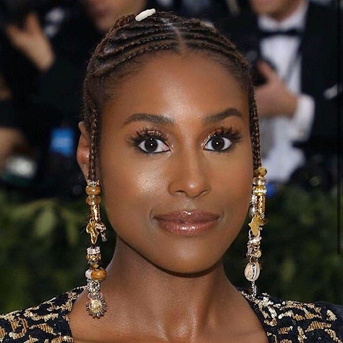 How to Clump Your Waves For Better Definition | NaturallyCurly.com Issa Rae Hairstyles, New Natural Hairstyles, Natural Braided Hairstyles, Issa Rae, Natural Black Women, Natural Hair Styles Easy, Short Black Hairstyles, Natural Hair Braids, Short Natural Hair Styles