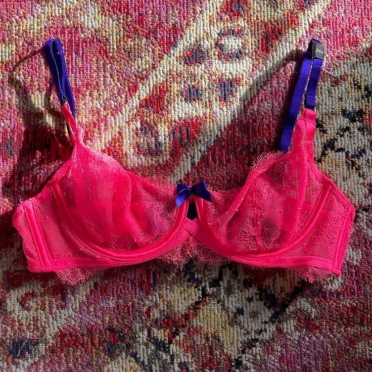 Brand New Size 34b Underwire Hot Pink And Purple Gold Hardware Purple Victoria Secret, Elegant Victoria's Secret Purple Bra, Victoria's Secret Feminine Purple Bra, Victoria's Secret Pink Lined Bra, Victoria's Secret Pink Floral Print Bra, Victoria's Secret Pink, Secret Pink, Purple Gold, Victoria’s Secret