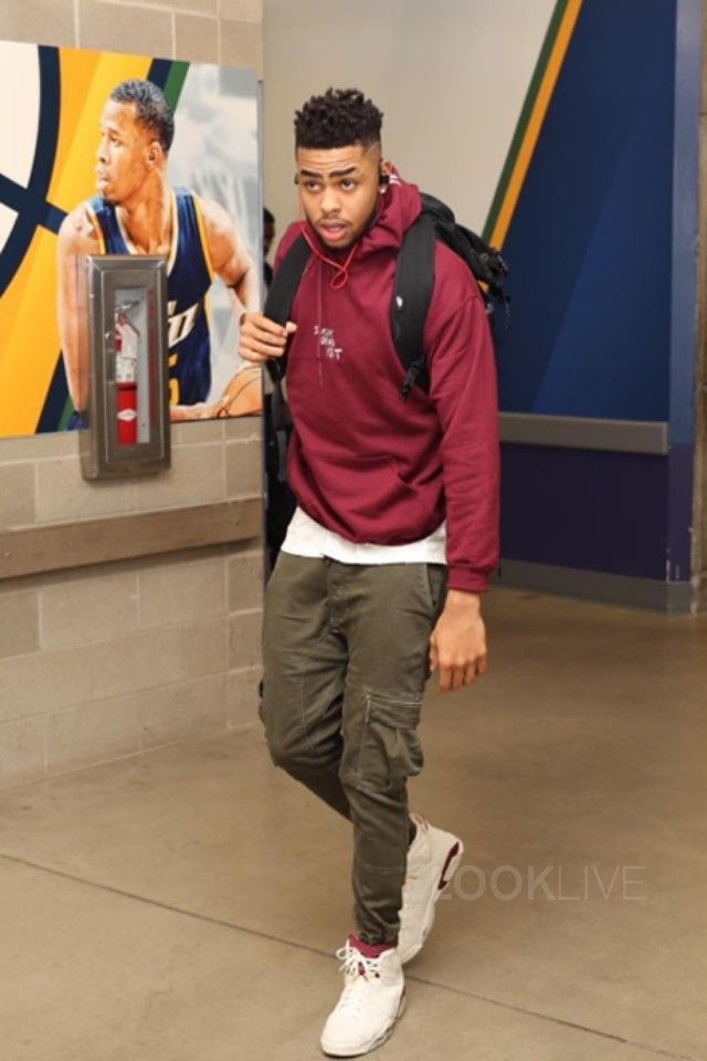 Air Jordan 6 Outfit, Maroon Hoodie Outfit, Jordan 6 Outfit Men, Jordan 6 Outfit, Styling Jordans, Maroon Outfit, Hoodie Outfit Men, Jordan 1 Outfit, Nba Outfit