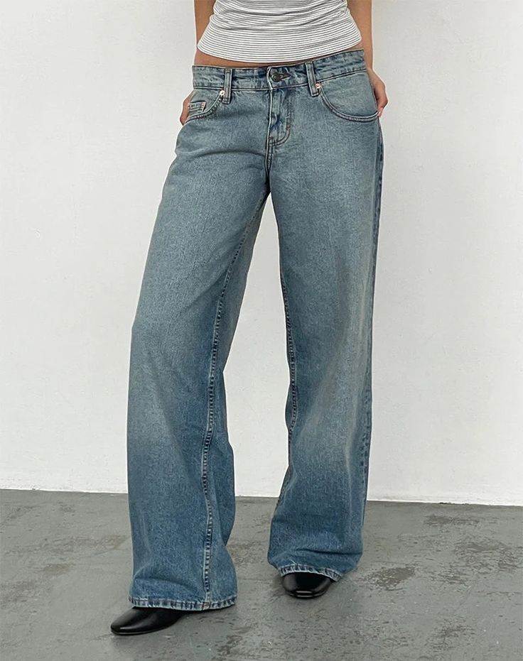 Our Roomy extra wide jeans are a must have. Featuring a vintage bleach hue, low-waisted fit, wide-leg style, pockets and a zip fly with a button. Low Waisted Wide Leg Jeans, Motel Rocks Low Rise Jeans, Low Waisted Jeans, Low Waist Jeans, Summer Bodycon Dress, Winter Fit, Wide Jeans, Low Rise Jeans, Low Waisted