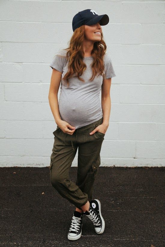 the daybook Maternity Patterns, Pregnant Outfit, Casual Maternity Outfits, Maternity Clothes Fashionable, Blonde Fashion, Baby Bump Style, Cute Maternity Outfits, Stylish Maternity Outfits, Fall Maternity