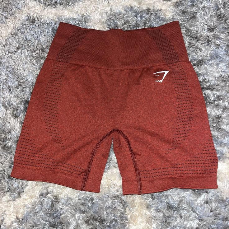 Brand New Gymshark Biker Shorts! High Waisted 5 Inch Seam. Gymshark Shorts, Gymshark Vital Seamless, Gymwear Outfits, Maroon Shorts, Gymshark Women, Compression Shorts, Active Wear Shorts, Red Shorts, Brick Red