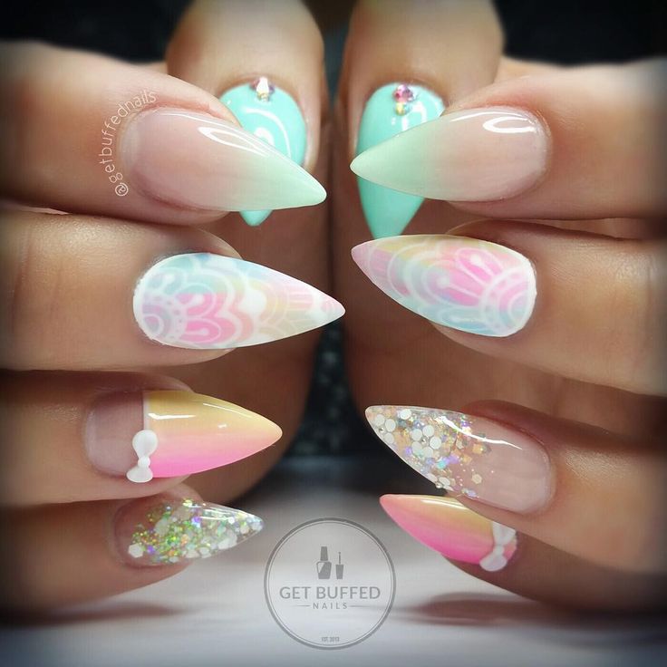 ⭐️ Sarah ⭐️ (@getbuffednails) • Instagram photos and videos Ongles Gel Violet, Buff Nails, Diy Unicorn, Pointy Nails, Valentine Nails, Colorful Nails, Winter Nail, Coffin Nails Designs, Cool Nail Designs