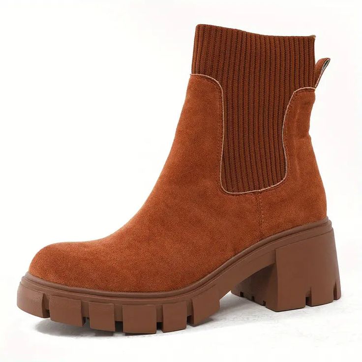 Trendy Socks, Comfy Shoes, Fashion Socks, Outdoor Shoes, Material Exterior, Platform Boots, Blue Jacket, Suede Boots, Shoe Sale