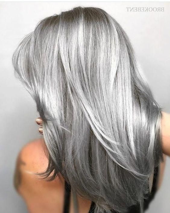 Long Grey Hair, Ash Grey Hair, Grey Hair Color Silver, Granny Hair, Hair Toner, Beautiful Gray Hair, Gray Hair Growing Out, Gray Hair Cuts, Grey Hair Styles For Women