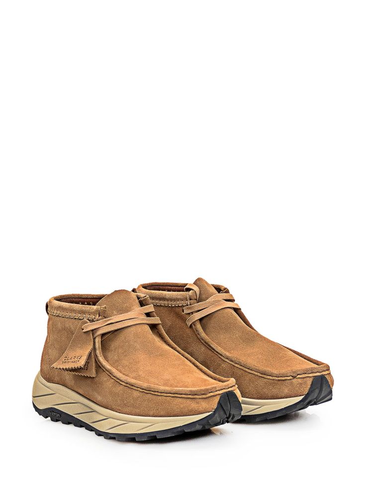 Low boot in suede. Closure laces.Composition: Outside:, 100% Leather Lining:, 100% Leather Sole:, 100% Rubber Suede Slip-on Boots With Heel Pull Tab, Rugged Suede Lace-up Boots With Moc Toe, Casual Suede Moc Toe Boots, Brown Suede Lace-up Hiking Boots, Suede Lace-up Desert Boots For Fall, Fall Suede Lace-up Desert Boots, Casual Lace-up Suede Boots, Suede Moc Toe Boots With Leather Footbed, Brown Suede Moc Toe Work Boots