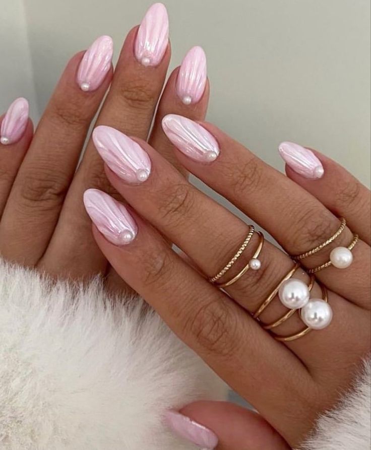 Seashell Nails, Summery Nails, Mermaid Nails, Pearl Nails, Short Nail Designs, Neutral Nails, Beach Nails, Short Acrylic Nails, Nail Polishes