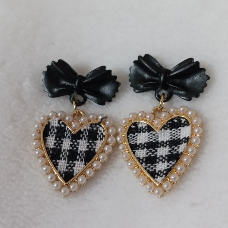 Black Bow Heart Earrings And White Pearls Gold Tone Chic White Heart-shaped Earrings, Trendy Black Heart-shaped Earrings, Cute Black Earrings For Valentine's Day, Cute Black Party Earrings, Black Bow, Heart Earrings, Pearl White, Gold Tones, Jewelry Earrings