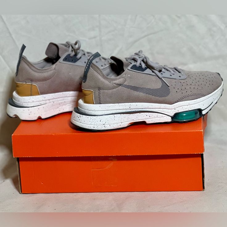 Nike N. 354's Air Zoom Type. Color-College Grey Size-9 Brand New In Box, Never Worn. N 354 Nike, Air Zoom, Nike Men, Athletic Shoes, Men's Shoes, Man Shop, Brand New, Nike, Grey