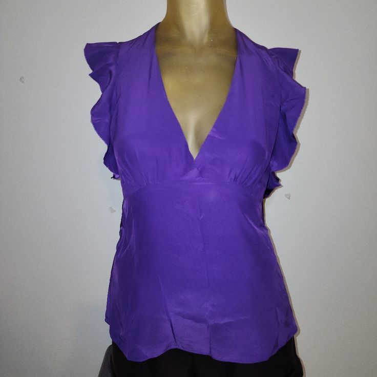 Bcbg Silk Purple Ruffle Blouse Size Xxs Nwot V-neck Ruffle Blouse For Night Out, Fitted Tops With Ruffle Sleeves For Night Out, Purple V-neck Top With Ruffles, Chic Ruffle Sleeve Blouse For Night Out, Spring Ruffle Sleeve Blouse For Night Out, Chic Purple Tops For Night Out, Summer Date Night Blouse With Ruffles, Purple Ruffle Sleeve Summer Tops, Purple Ruffle Sleeve Tops For Summer