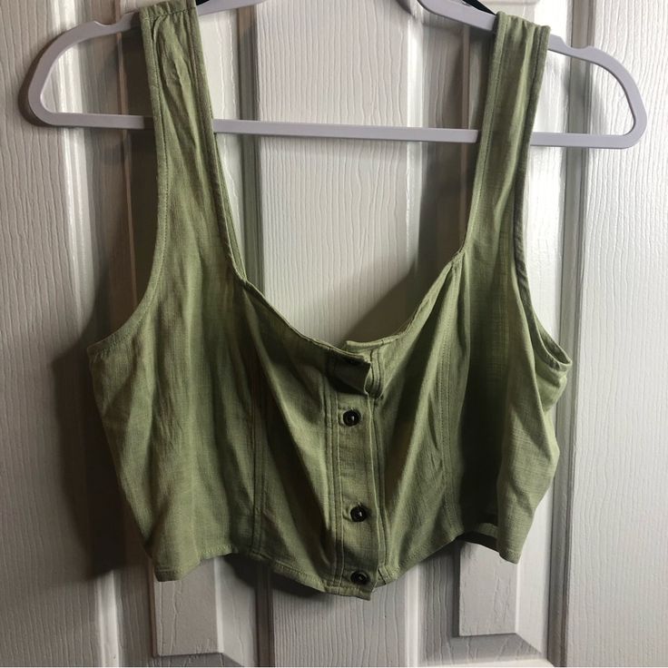 Brand: Forever 21 Sz: Large Condition: Nwt Forever 21 Casual Summer Crop Top, Forever 21 Casual Crop Top For Day Out, Trendy Green Crop Top For Everyday, Forever 21 Green Trendy Crop Top, Forever 21 Green Crop Top For Spring, Forever 21 Cotton Crop Top For Spring, Trendy Green Forever 21 Crop Top, Forever 21 Cropped Casual Tank Top, Forever 21 Casual Cropped Tank Top