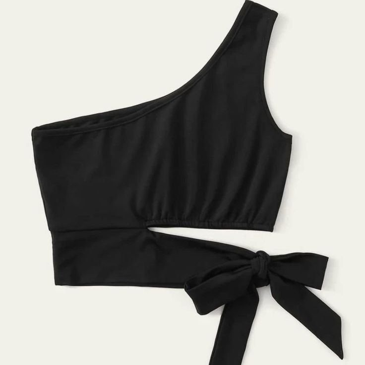 Shein One-Shoulder Cut Out Crop Top Size Large Never Worn Great Condition Trendy Black One Shoulder Top For Summer, Casual Black One Shoulder Top For Spring, Casual Black Sleeveless One Shoulder Top, Casual Black One Shoulder Sleeveless Top, Casual Fitted Black One Shoulder Top, Casual Black Fitted One Shoulder Top, Casual Fitted One Shoulder Black Top, Casual Fitted One-shoulder Top In Black, Casual Black One-shoulder Sleeveless Top