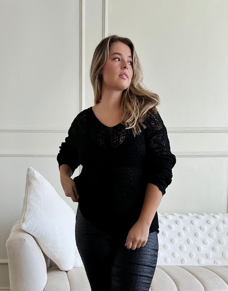 Curve Airy Crochet Sweater Plus Size Tops Black 1XL -2020AVE