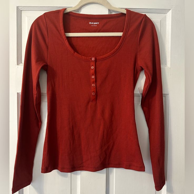 Nwt Old Navy Button Up Shirt - Size Small Classic Red Tops With Snap Buttons, Red Top With Snap Buttons For Fall, Red Fall Top With Snap Buttons, Red Snap Button Top For Fall, Red Buttoned Tops For Fall, Red Cotton Tops With Snap Buttons, Classic Red Tops For Everyday Wear, Classic Red Tops For Everyday, Comfy Long Sleeve Shirts