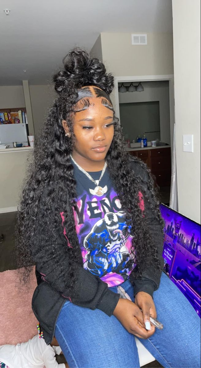 Cute Hairstyles Lace Frontal, Hairstyles For Curly Lace Wig, Unique Birthday Hairstyles, Cute Lacefront Hairstyles, Hairstyles With Deep Wave Wig, Half Up Half Down Lace Front Wig Curly, Hairstyles With Curly Weave, Wigs For Black Women Curly, Half Up Half Down Curly Lace Wig