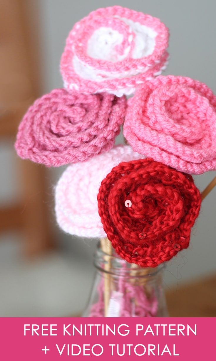 crocheted flowers in a vase with text overlay that says free knitting pattern and video tutor